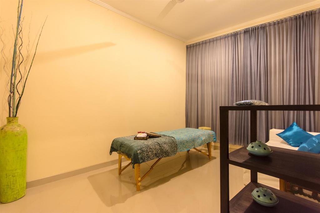 Villa Tepi Sungai Legian Habitación foto